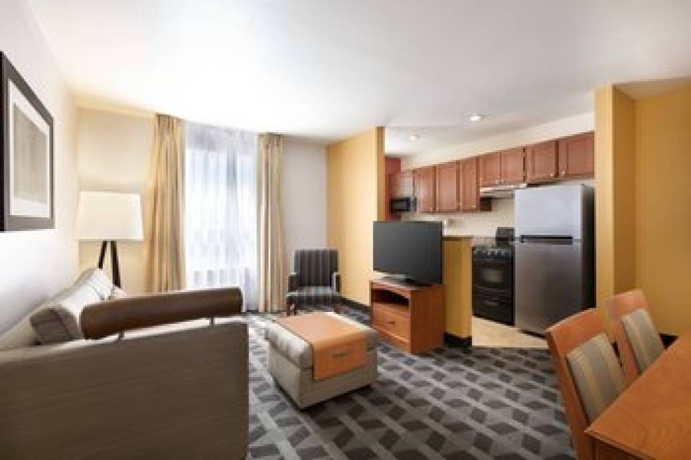 TownePlace Suites By Marriott Gaithersburg 9