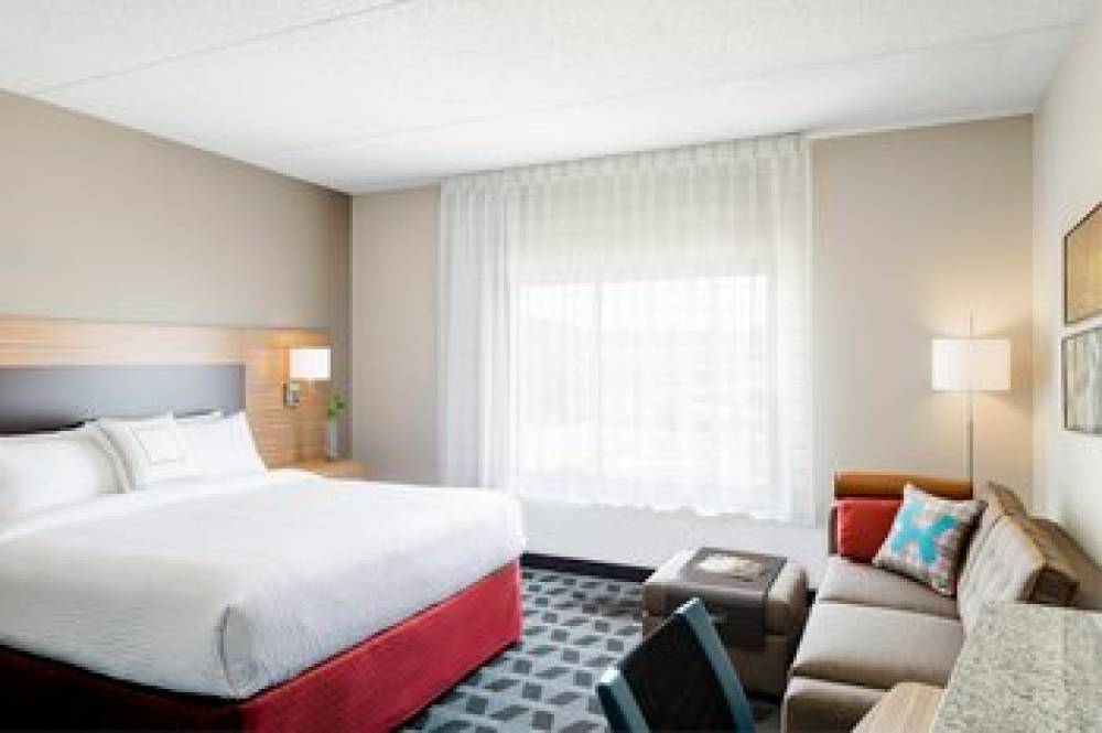 TownePlace Suites By Marriott Grand Rapids Airport Southeast 4