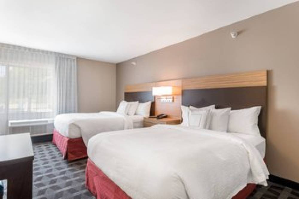 TownePlace Suites By Marriott Greensboro Coliseum Area 8