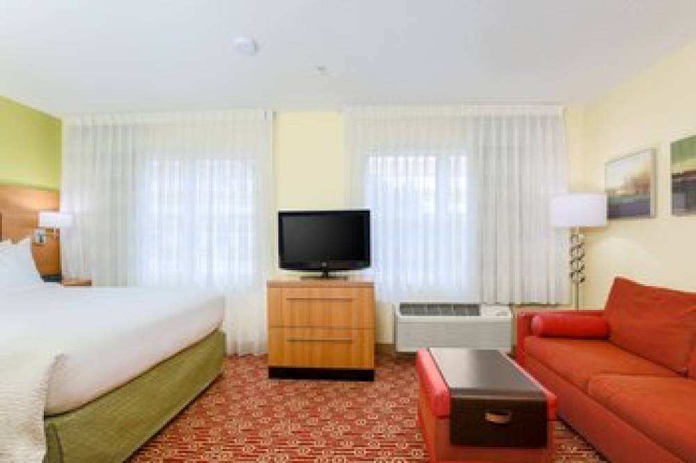 TownePlace Suites By Marriott Houston Brookhollow 8