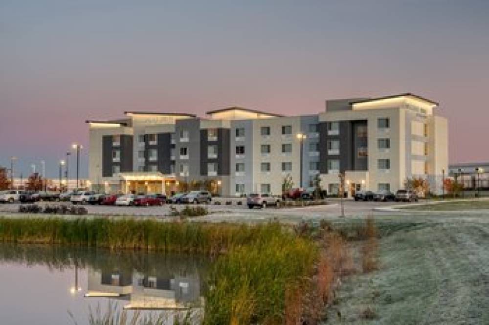 TownePlace Suites By Marriott Indianapolis Airport 1