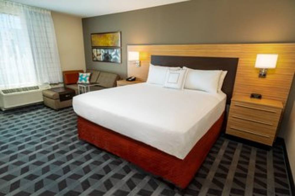 TownePlace Suites By Marriott Irvine Lake Forest 9