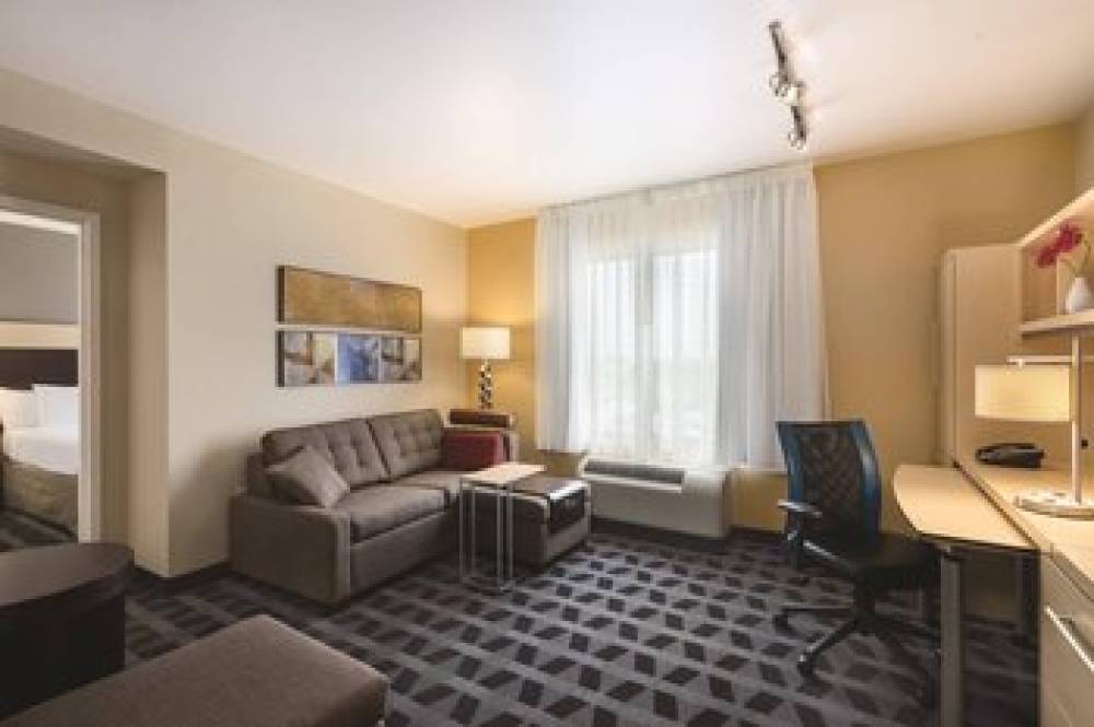 TownePlace Suites By Marriott Joliet South 10