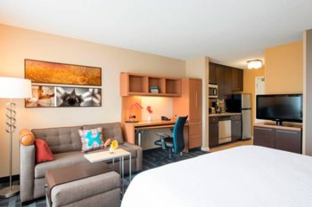 TownePlace Suites By Marriott Kalamazoo 5