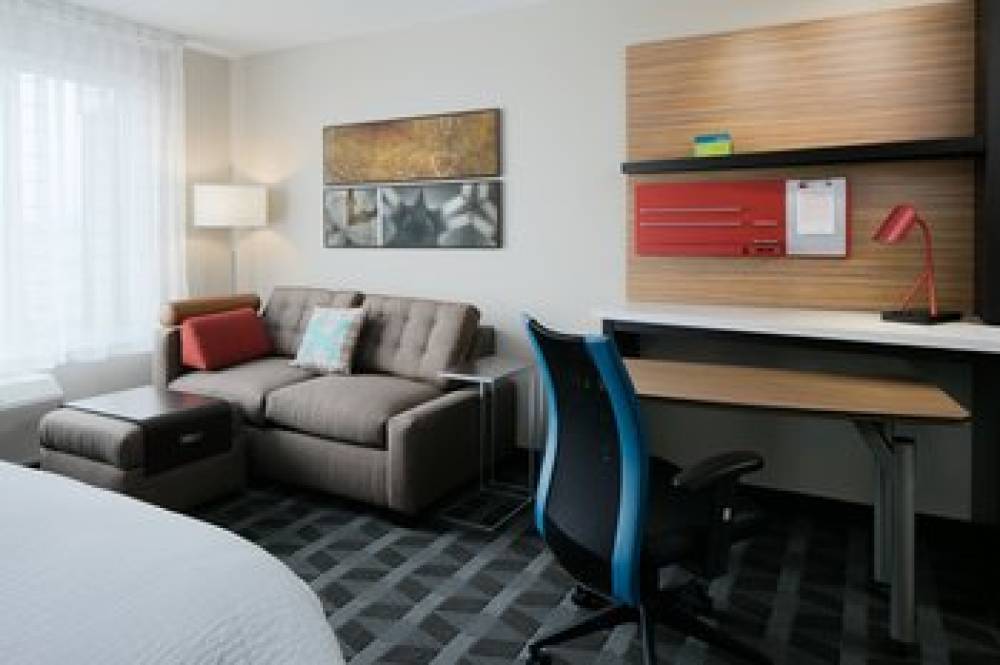 TownePlace Suites By Marriott Kansas City Airport 10