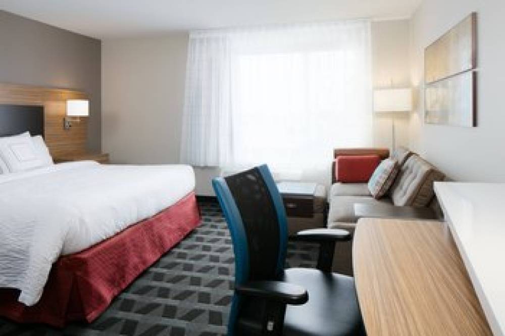 TownePlace Suites By Marriott Kansas City Airport 9