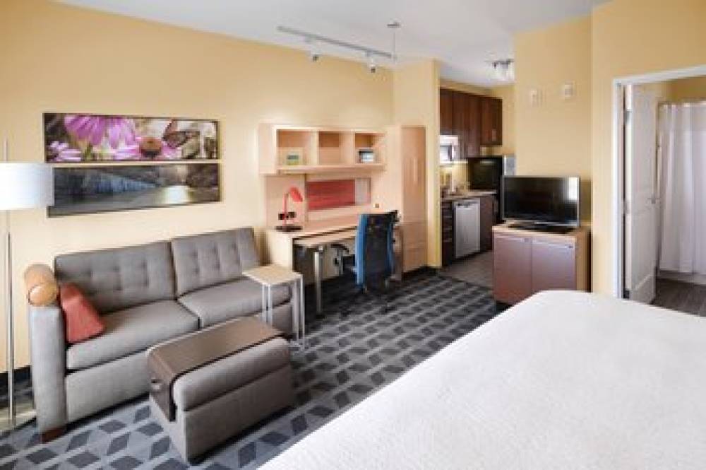 TownePlace Suites By Marriott Laredo 6