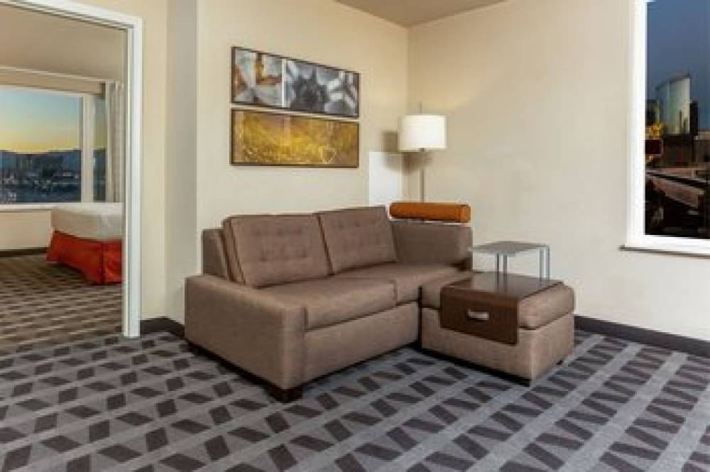 TownePlace Suites By Marriott Las Vegas City Center 10