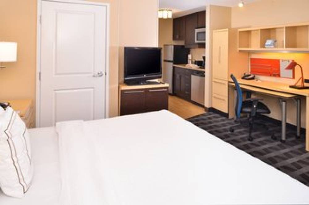 TownePlace Suites By Marriott Las Vegas Henderson 9