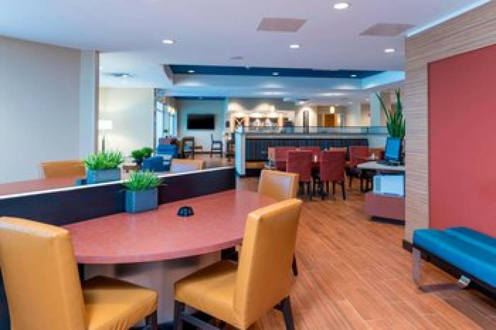 TownePlace Suites By Marriott Louisville North 4