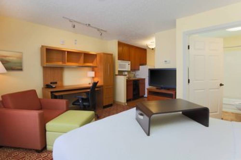 TownePlace Suites By Marriott Lubbock 5