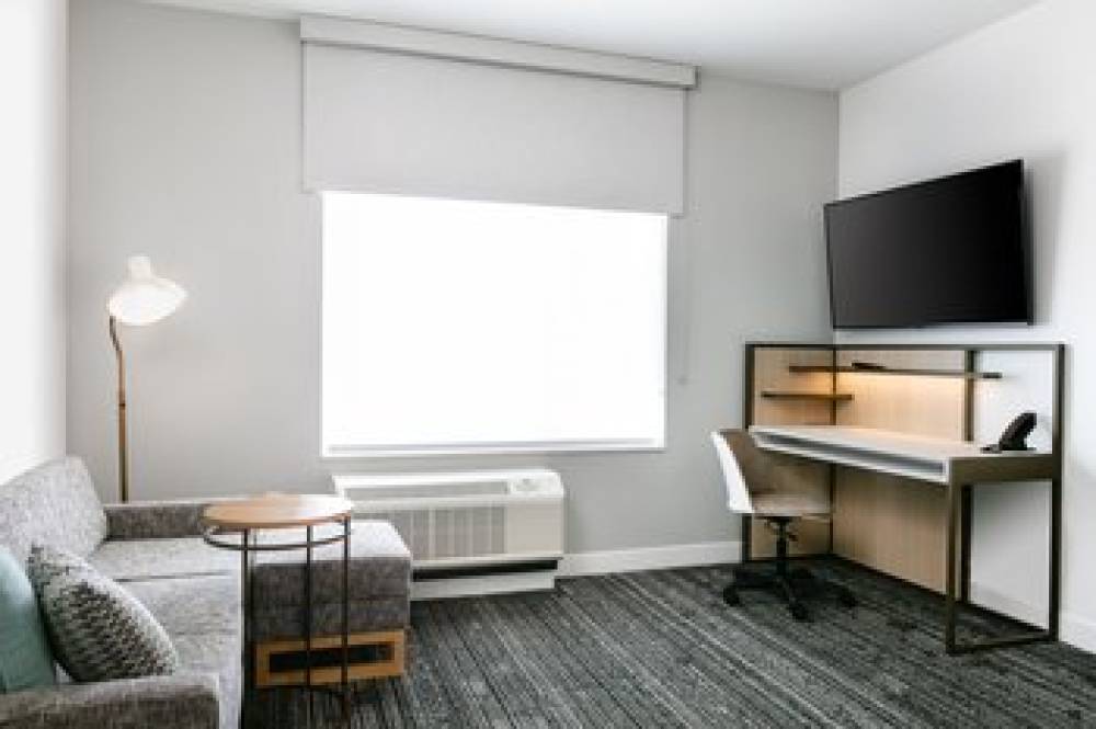 TownePlace Suites By Marriott Madison West-Middleton 8