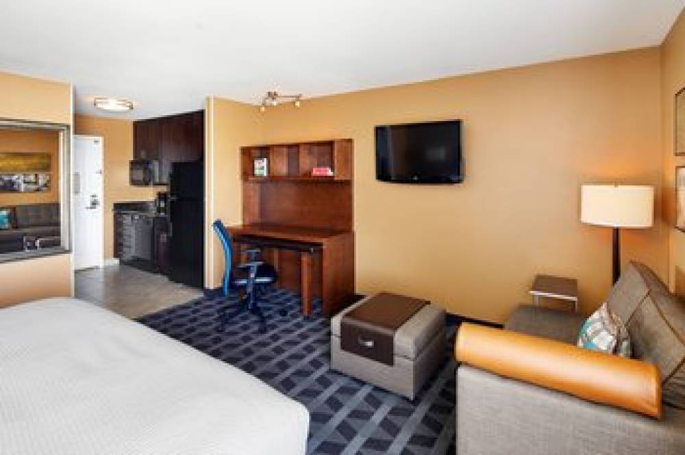 TownePlace Suites By Marriott Midland 9