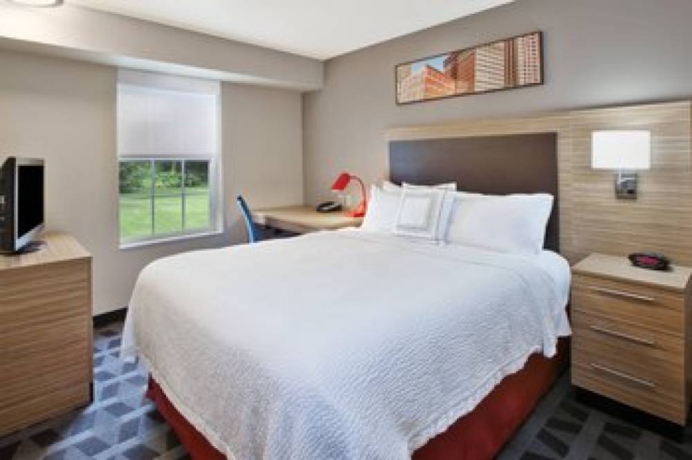 TownePlace Suites By Marriott Milwaukee Brookfield 7