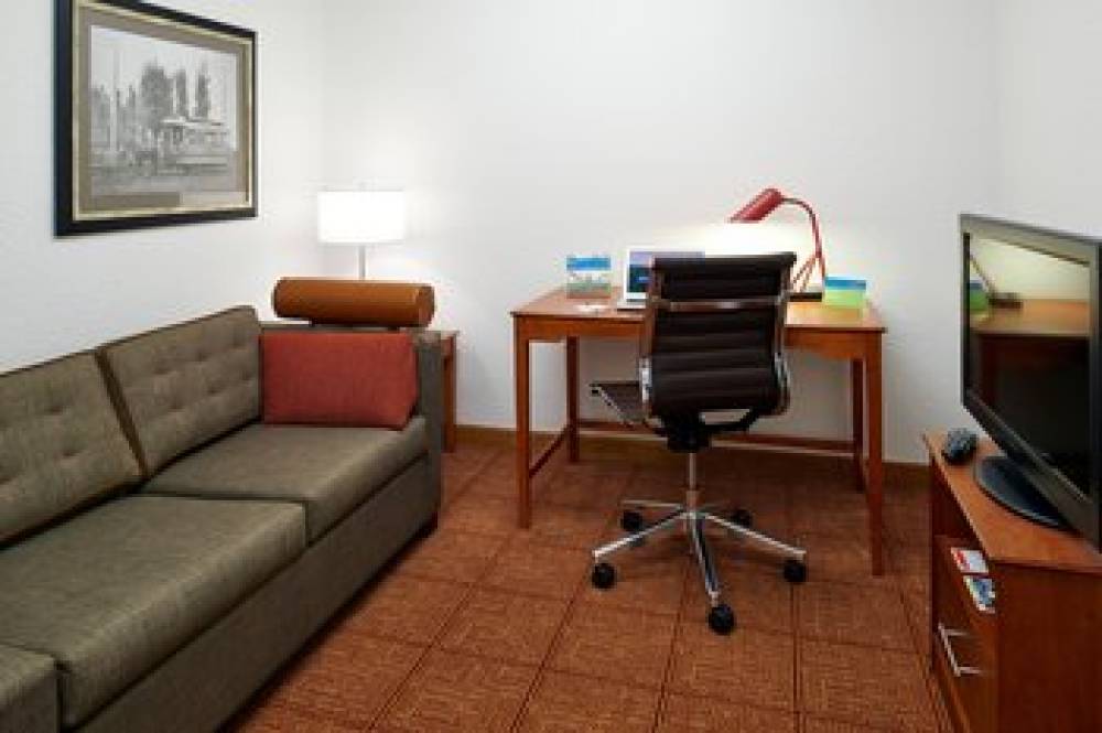 TownePlace Suites By Marriott Minneapolis Downtown North Loop 7