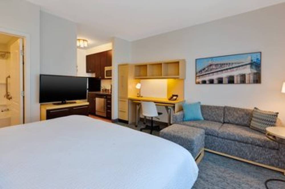 TownePlace Suites By Marriott Nashville Airport 10