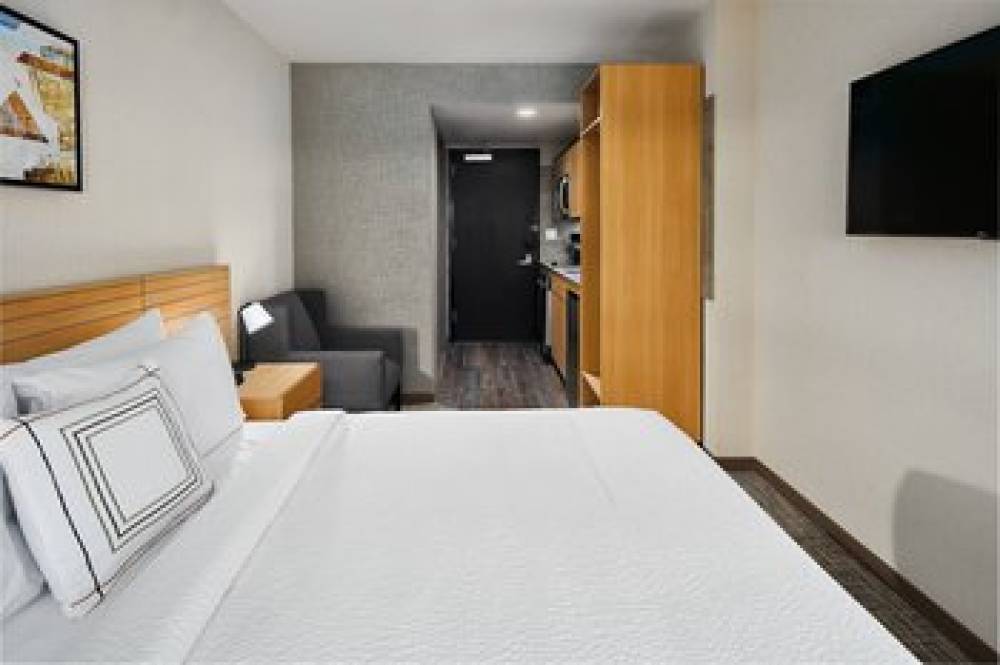 TownePlace Suites By Marriott New York Manhattan Times Square 10