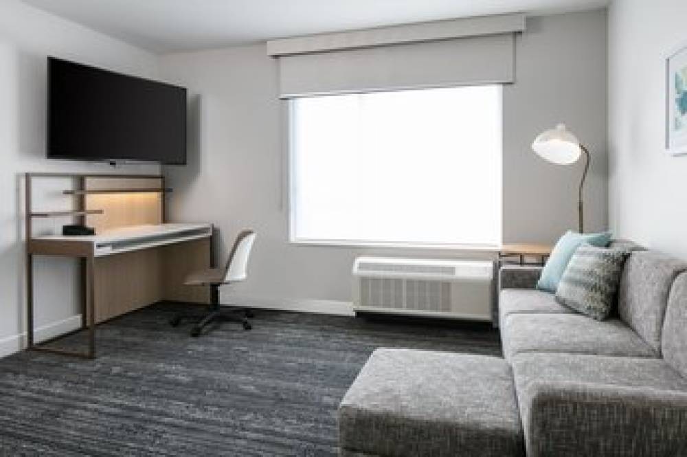 Towneplace Suites By Marriott Oconomowoc