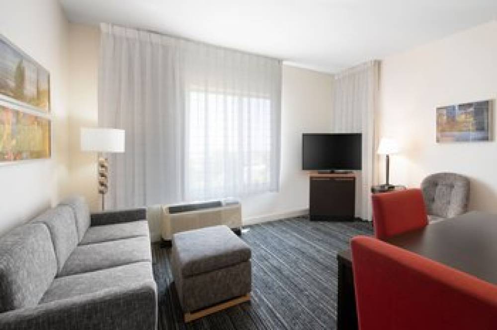 TownePlace Suites By Marriott Oklahoma City Airport 7