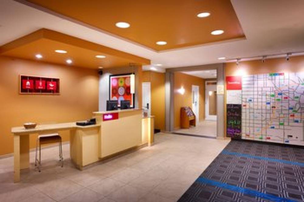 TownePlace Suites By Marriott Omaha West 3