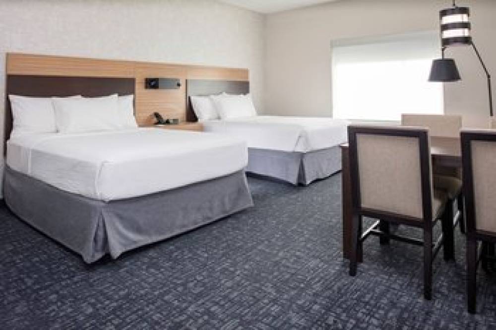 TownePlace Suites By Marriott Orlando Airport 9