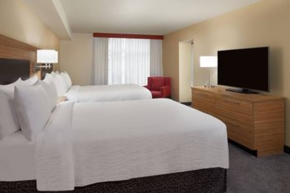 TownePlace Suites By Marriott Oshawa 5