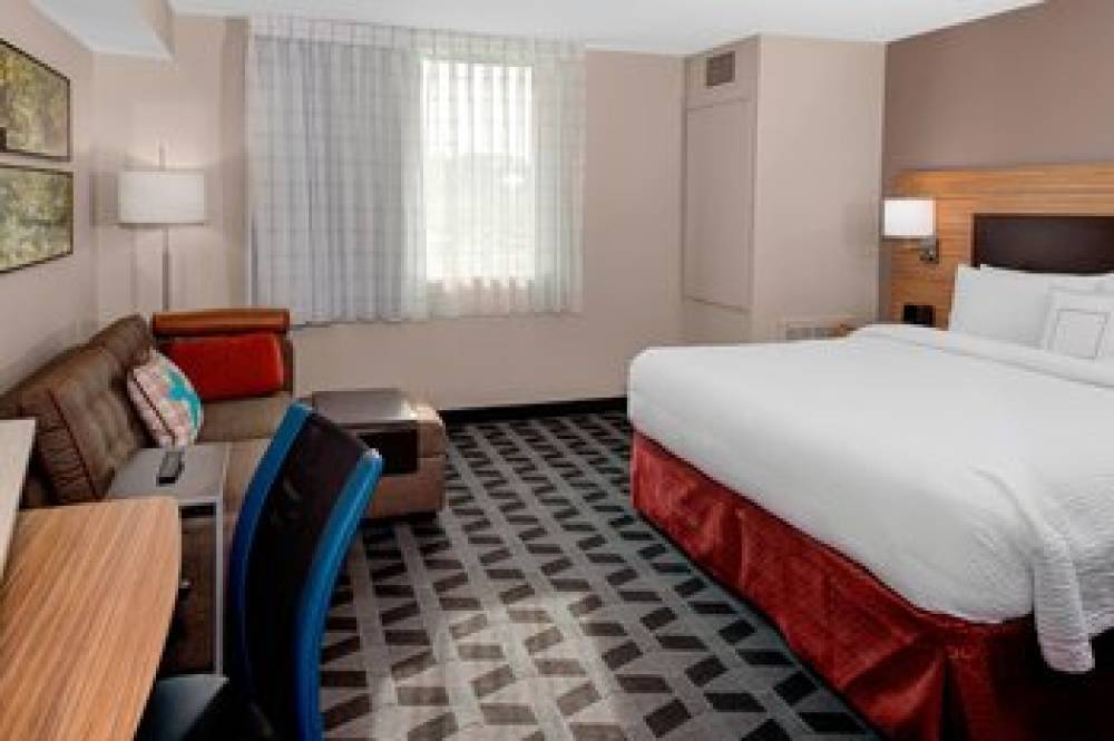 TownePlace Suites By Marriott Parkersburg 4