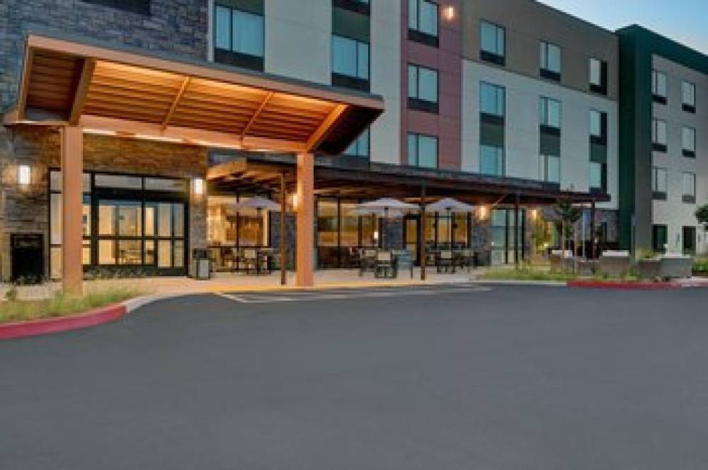 TownePlace Suites By Marriott Sacramento Airport Natomas 4