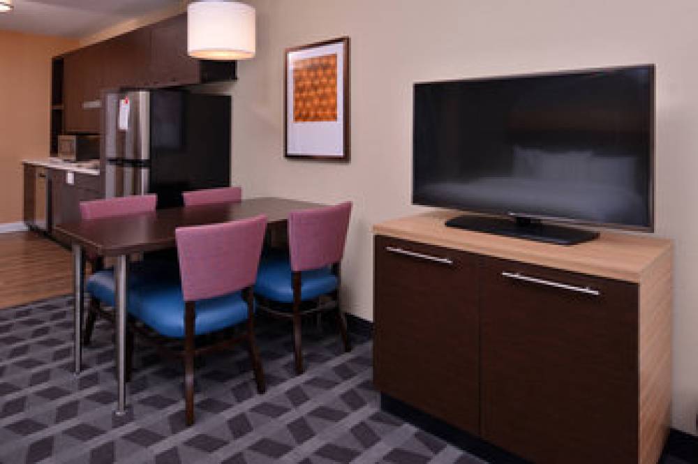 TownePlace Suites By Marriott St Louis Chesterfield 9