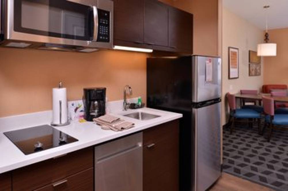 TownePlace Suites By Marriott St Louis Chesterfield 7