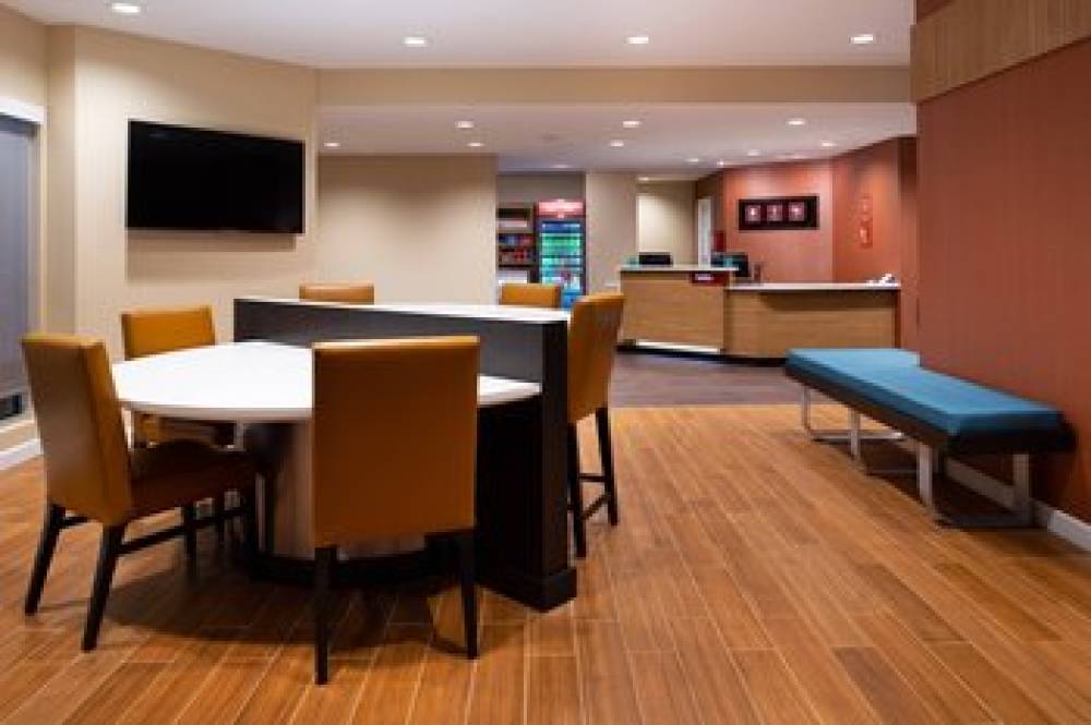 TownePlace Suites By Marriott St Louis Chesterfield 4