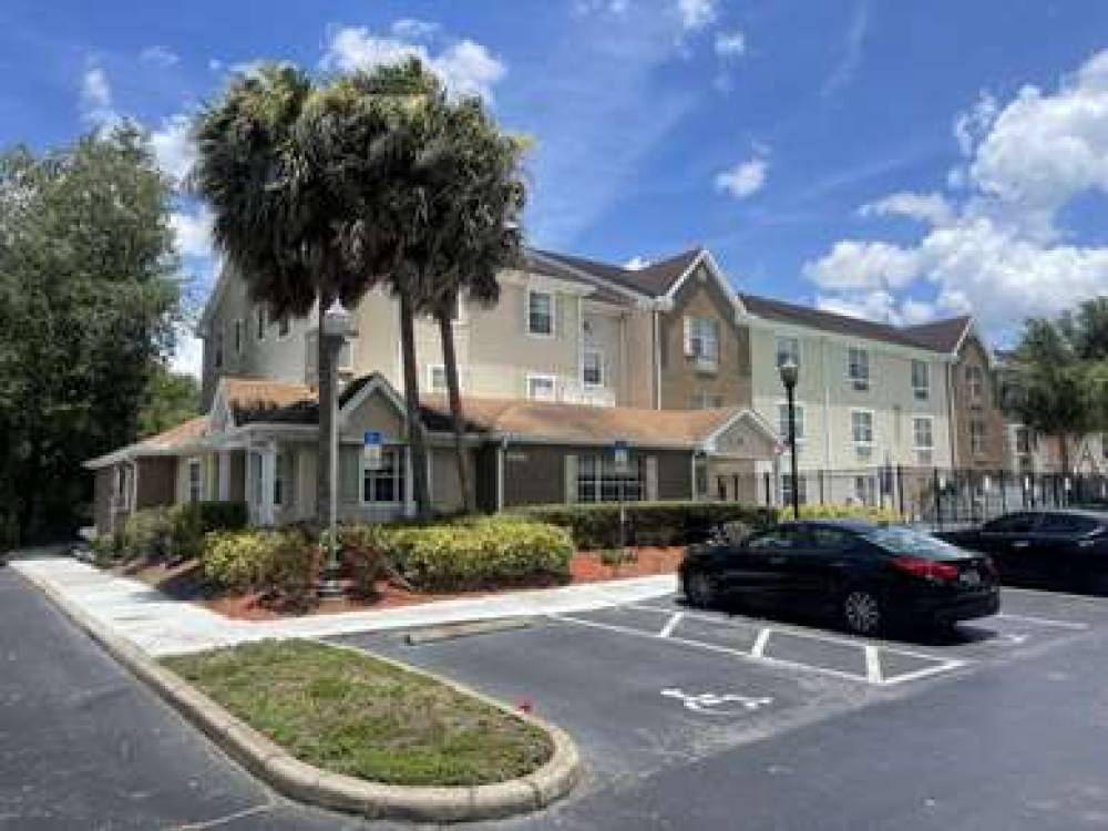 MAINSTAY SUITES TAMPA MOFFITT-USF 1