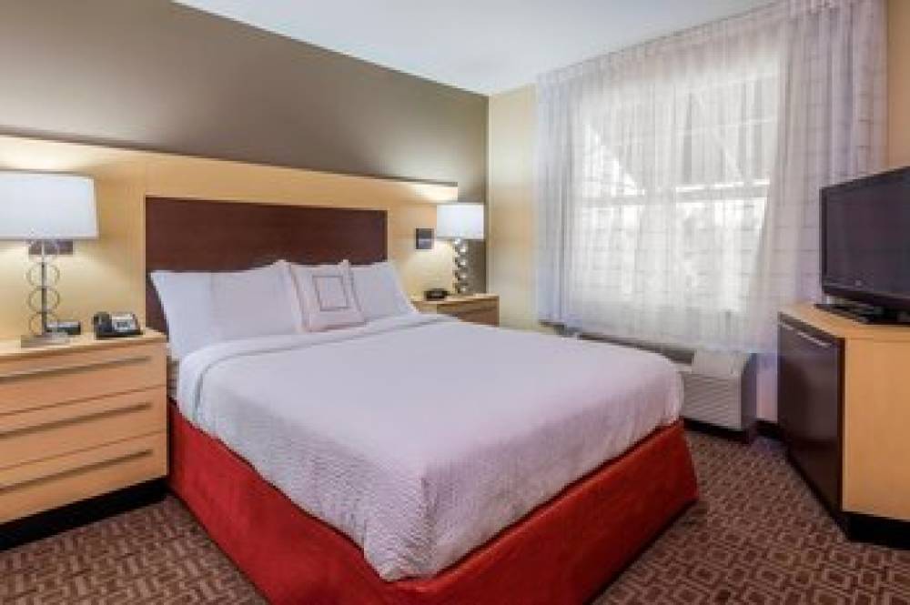 Towneplace Suites By Marriott Tampa Westshore Airport