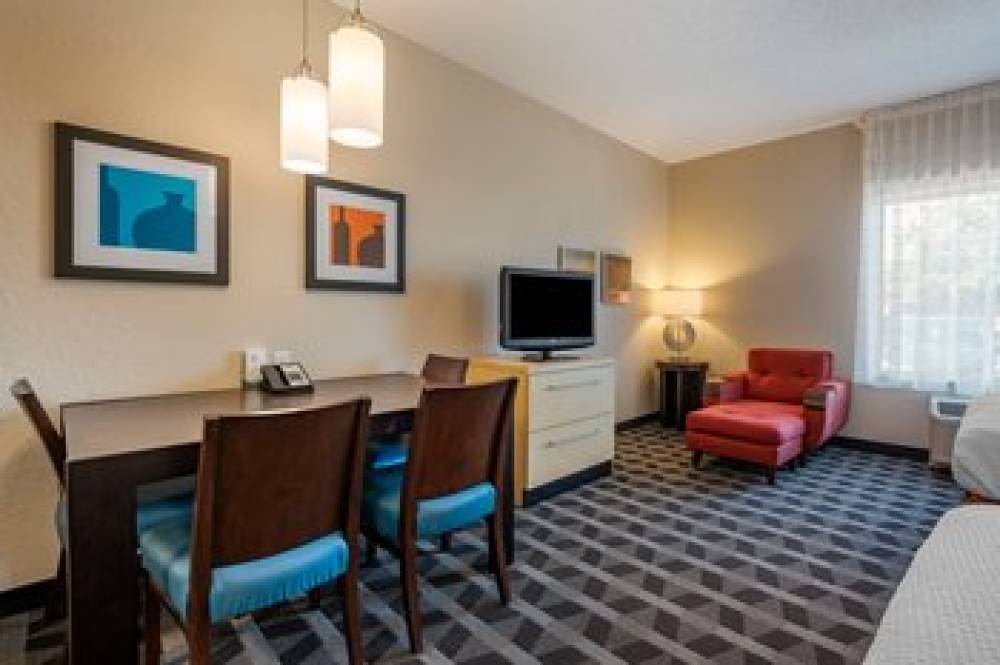 TownePlace Suites By Marriott Vincennes 6