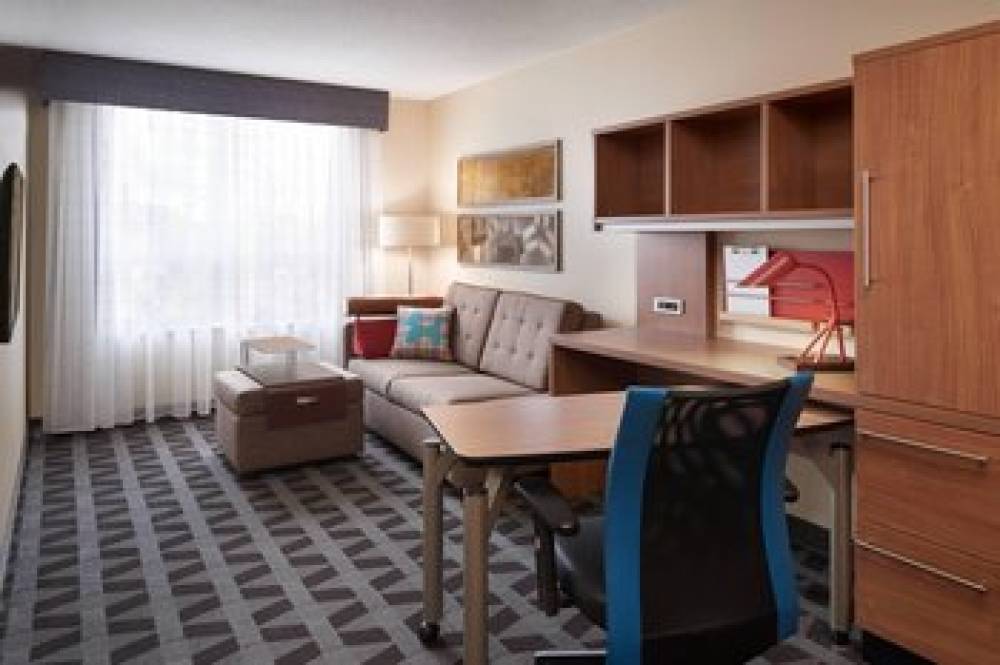 TownePlace Suites By Marriott Windsor 1