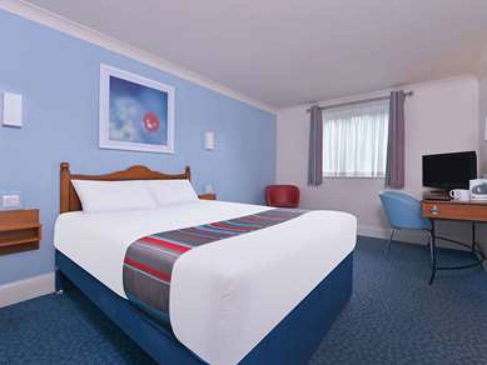 TRAVELODGE BEACONSFIELD CENTRAL 2