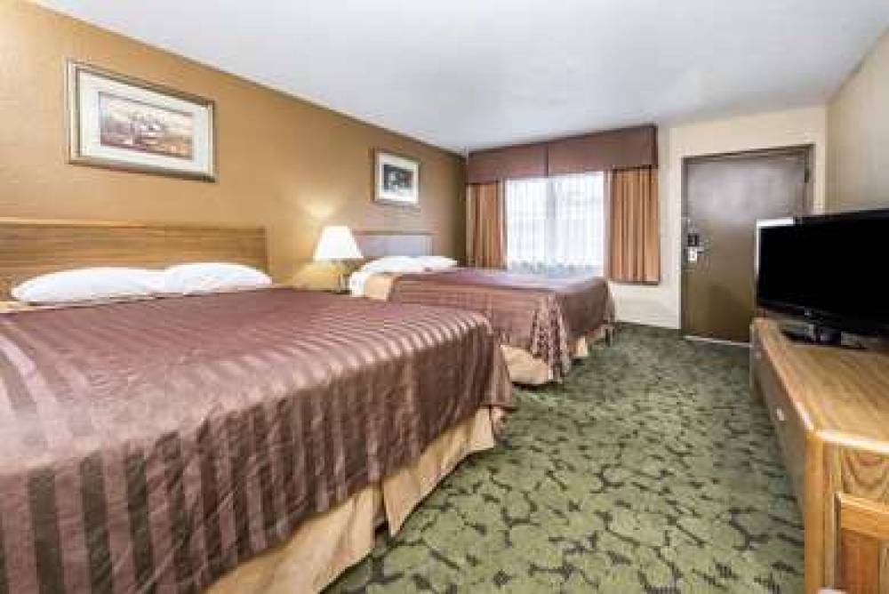 Travelodge By Wyndham, Bloomington 9