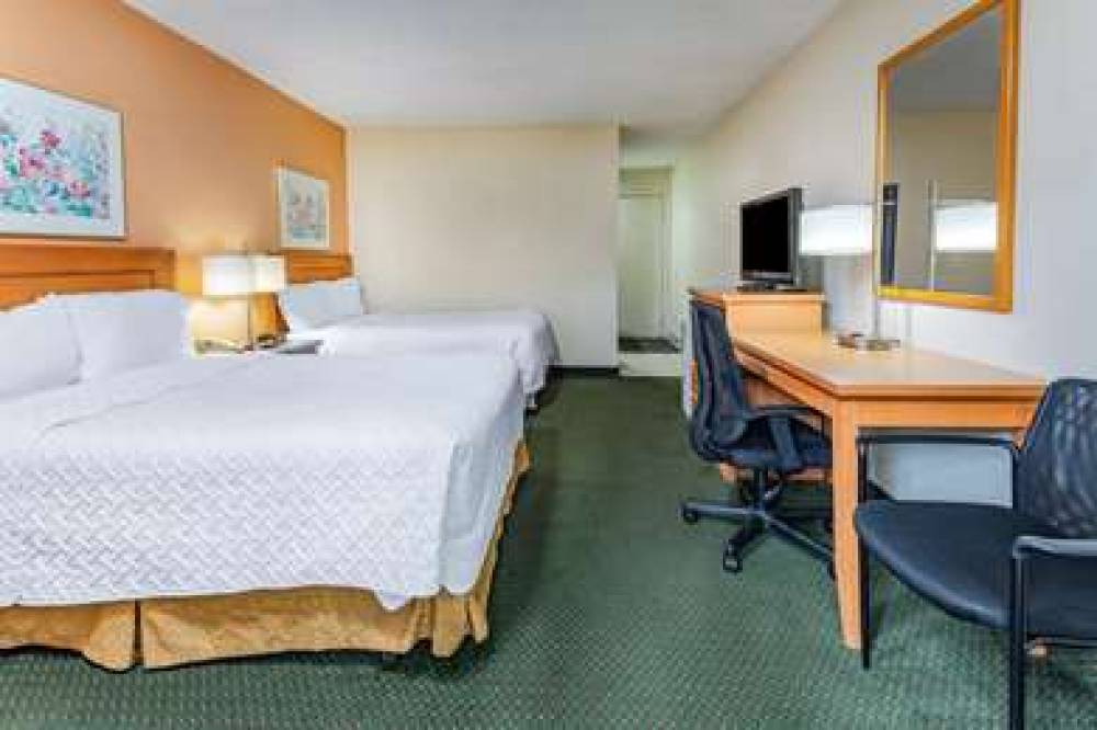 Travelodge By Wyndham, Bracebridge 8