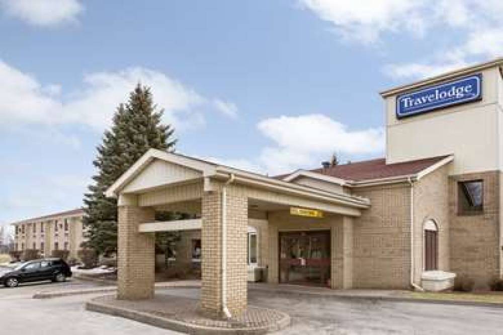 Travelodge By Wyndham Brockville 2