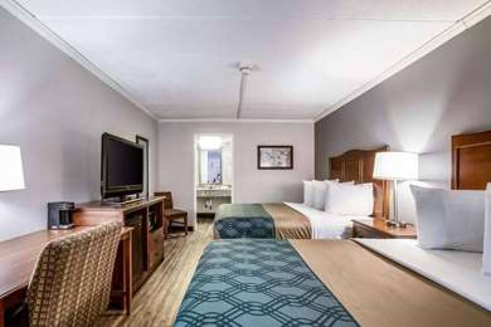 TRAVELODGE BY WYNDHAM CANTON/LIVONI 9