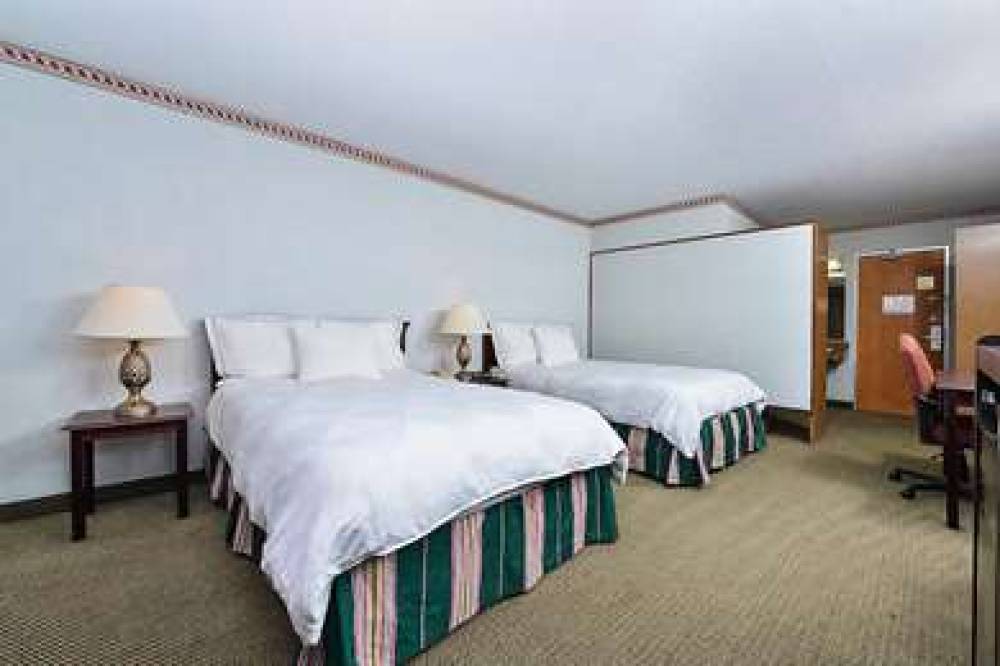 TRAVELODGE BY WYNDHAM CLEVELAND AIR 9