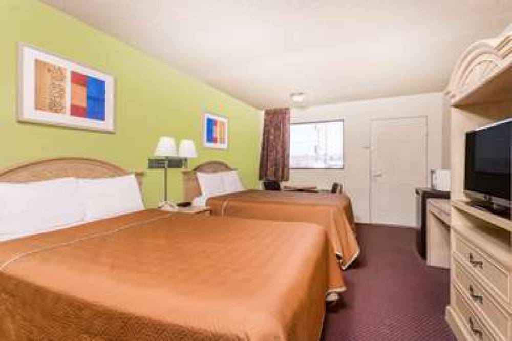 Travelodge By Wyndham, Cordele 10