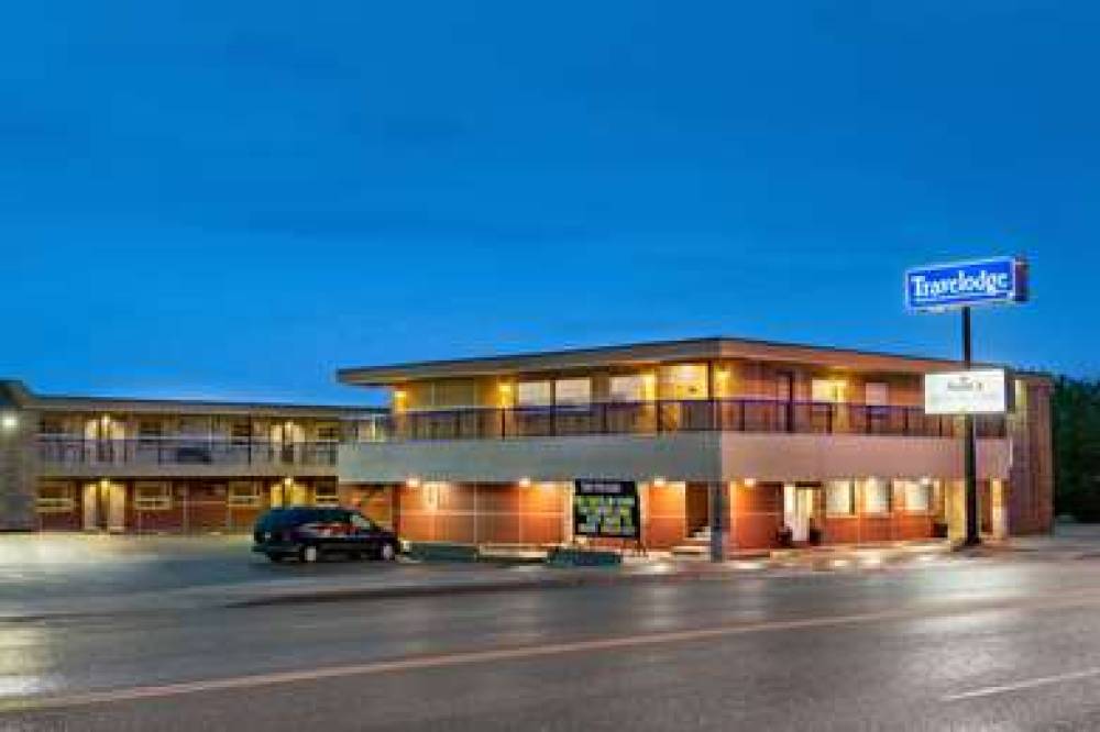 TRAVELODGE BY WYNDHAM, DAWSON CREEK 1