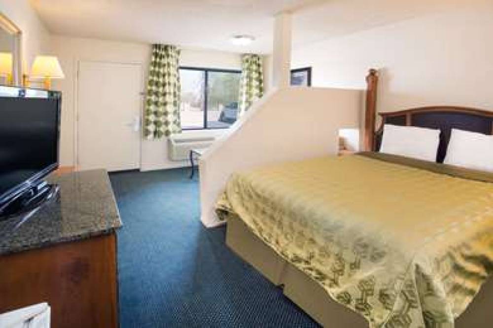 Travelodge By Wyndham, Indio 7