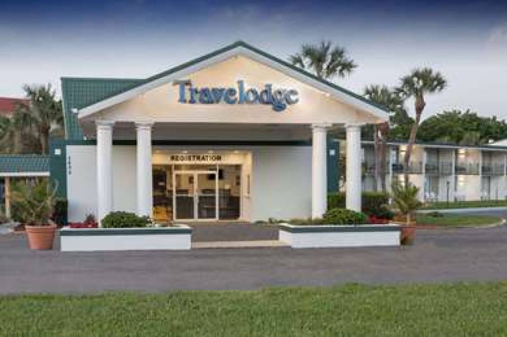 Travelodge By Wyndham Lakeland 1