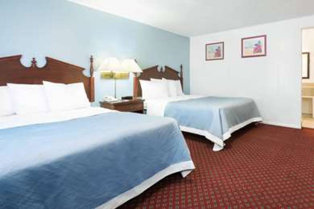 Travelodge By Wyndham Las Vegas 9