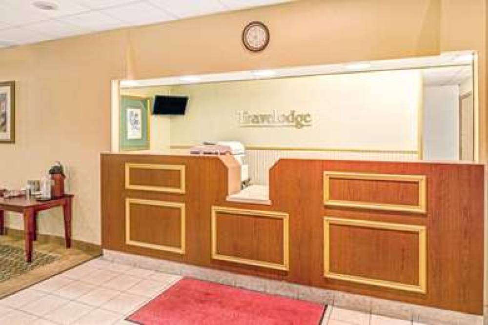 Travelodge By Wyndham Lincoln Airpo