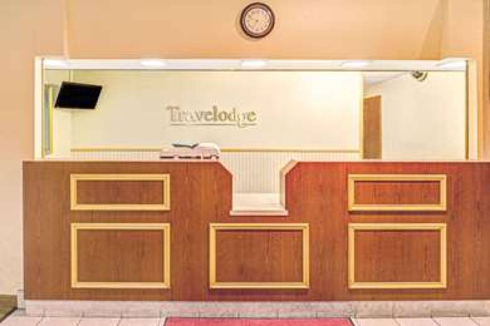 TRAVELODGE BY WYNDHAM LINCOLN AIRPO 2