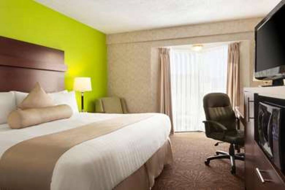 TRAVELODGE BY WYNDHAM, LLOYDMINSTER 10