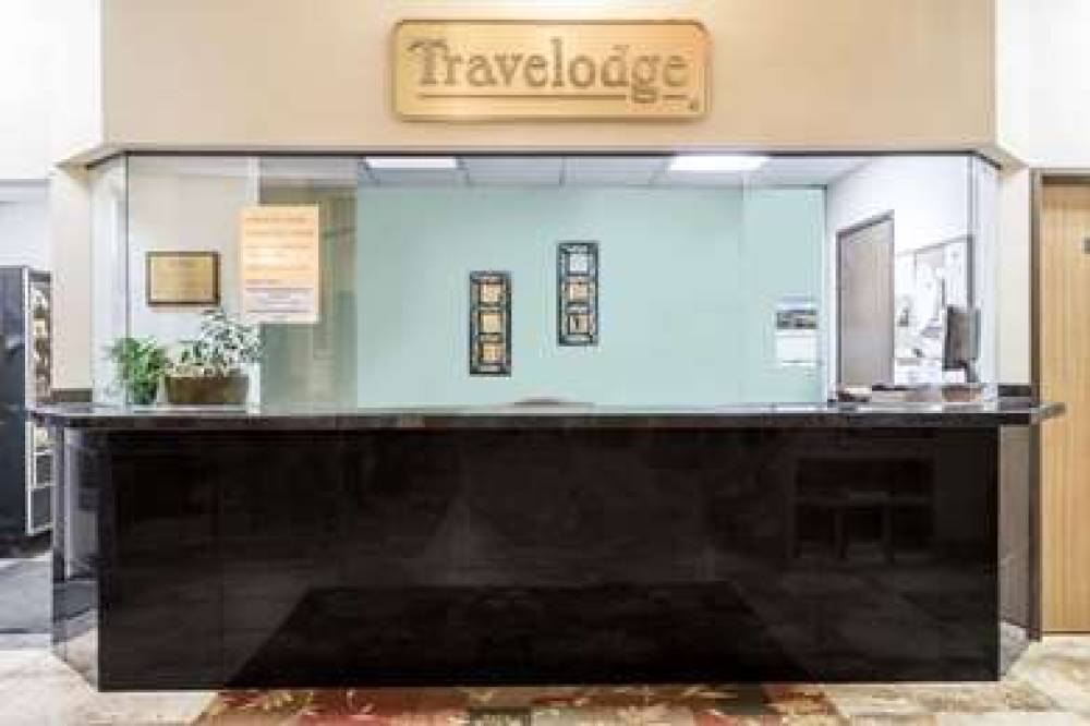 TRAVELODGE BY WYNDHAM LONGMONT 3